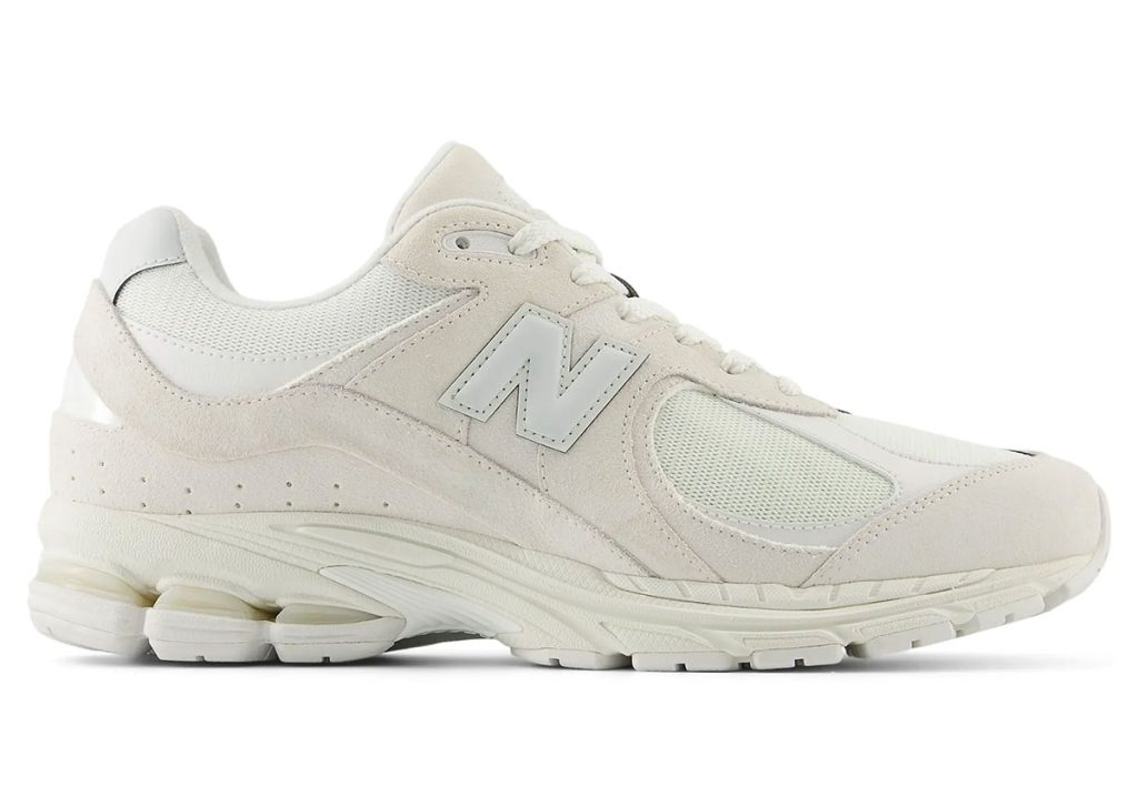 Le New Balance 2002R si Rinfrescano con la Colorazione "Sea Salt"