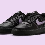 Questa Nike Air Force 1 emana vibes "Phantom" con cuciture viola.