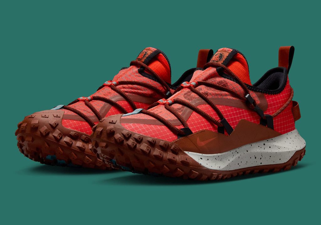 Nike ACG riporta in auge la Mountain Fly Low in un vibrante rosso.