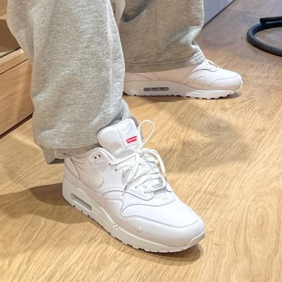 ANTEPRIMA: Supreme x Nike Air Max 1 ’87 "Bianco"