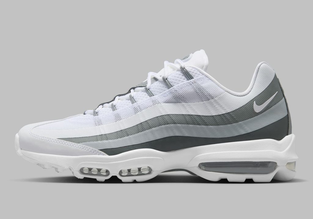 Le Nike Air Max 95 Ultra si rifanno il look in "Wolf Grey"