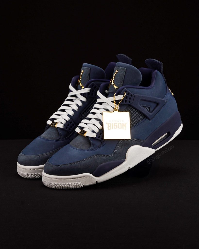 UNO SGUARDO DETTAGLIATO: Air Jordan 4 "Howard University" 2025 PE