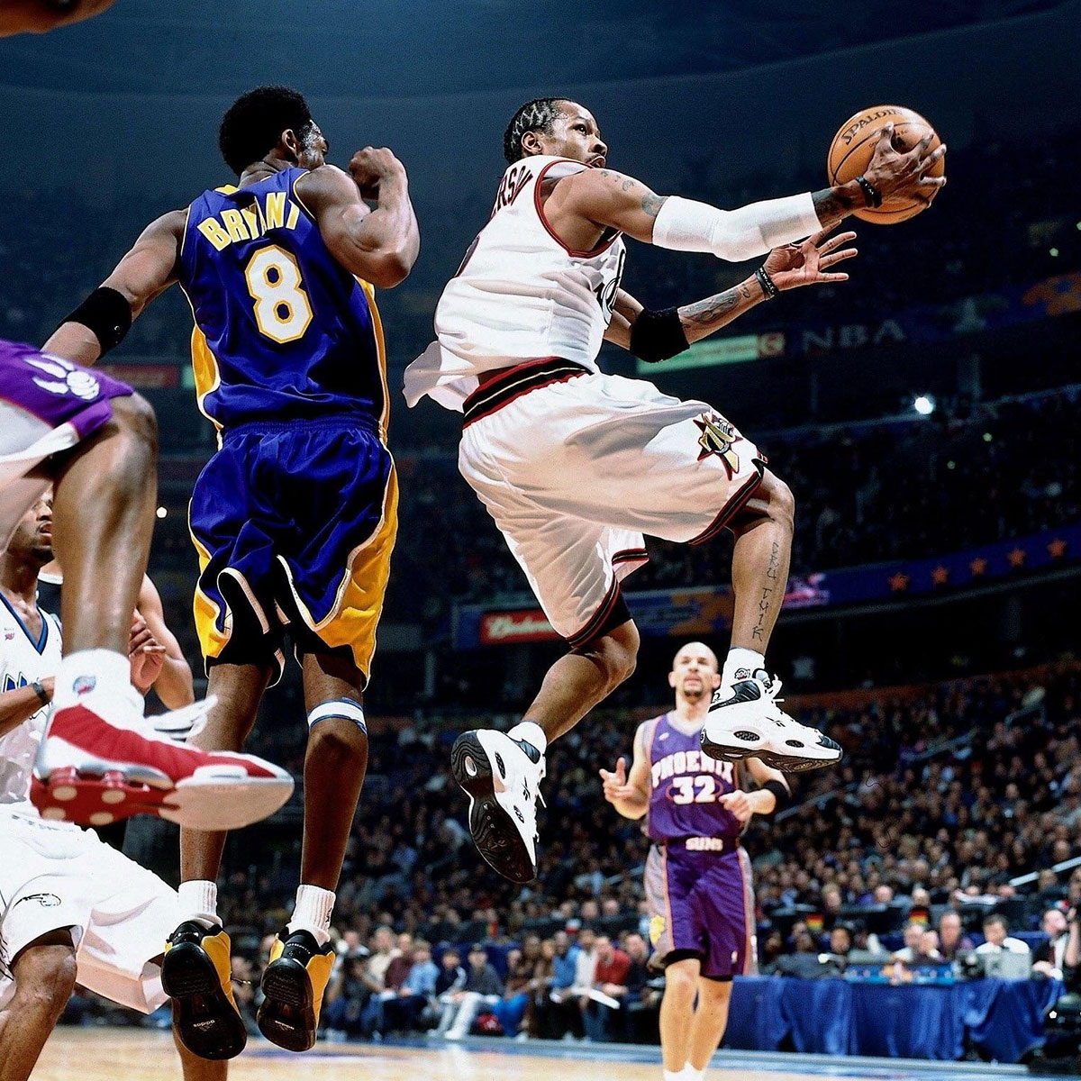 La Reebok Question "Black Toe" di Allen Iverson, dalle scarpe dell'All-Star Game del 2001 al golf