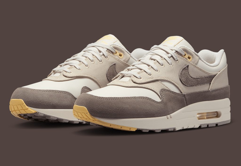 Le Nike Air Max 1 Premium "Cave Stone" usciranno nell'estate 2025.